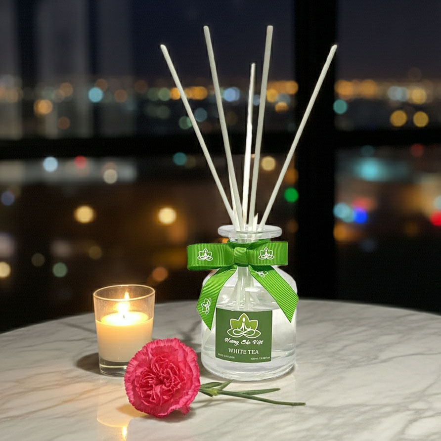 Tinh dầu cắm que thơm phòng Hương sắc việt 100ml HTD01