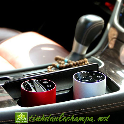 Máy xông tinh dầu nguyên chất cho xe hơi có pin sạc tích điện MTD04